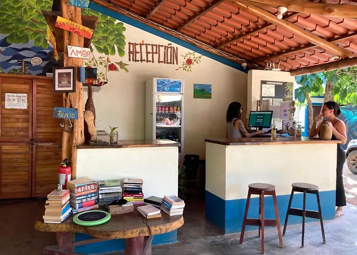 Tamahostel & Glamping Tamarindo